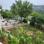 Ivana-20 Minutes From Split * Kotlenice
