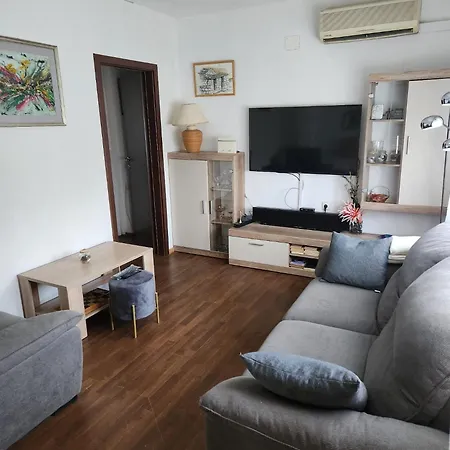 Holiday home Ivana-20 Minutes From Split Kotlenice